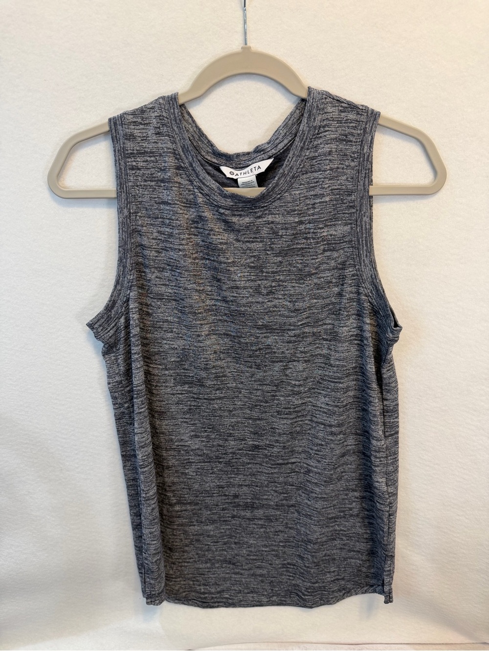Athleta Gray Sleeveless Performance Tank Top Size Medium